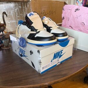 Fragment Design x Travis Scott x Air Jordan 1 Retro Low size 8/5